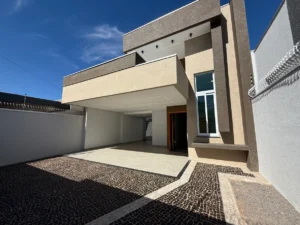 Casa com 3 Suítes + Escritório