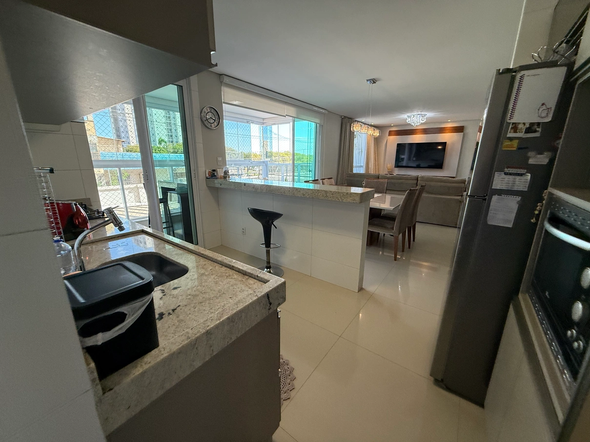 Apartamento de 3 Suítes no Centro