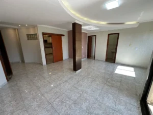 Apartamento com 4 Suítes
