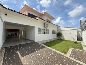 Sobrado com 4 Quartos