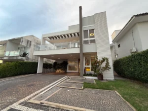 Sobrado com 4 Suítes